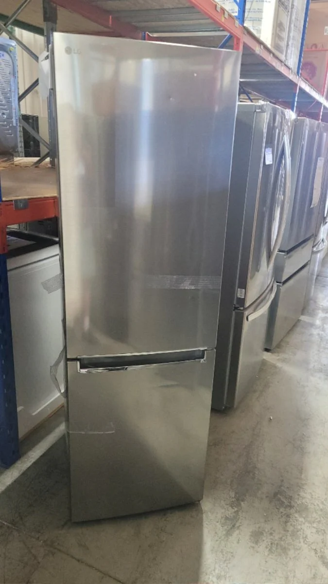 LBNC12231V - REFRIGERATORS - LG - Bottom Freezer - Silver - Open Box - Image 2