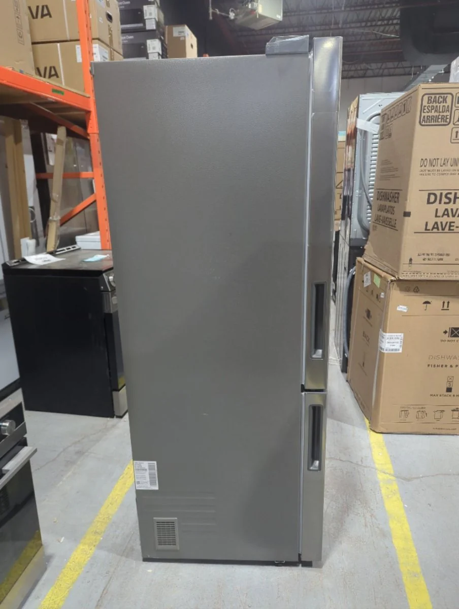 LBNC15251V - REFRIGERATORS - LG - Bottom Freezer - Platinum - Open Box - Image 3