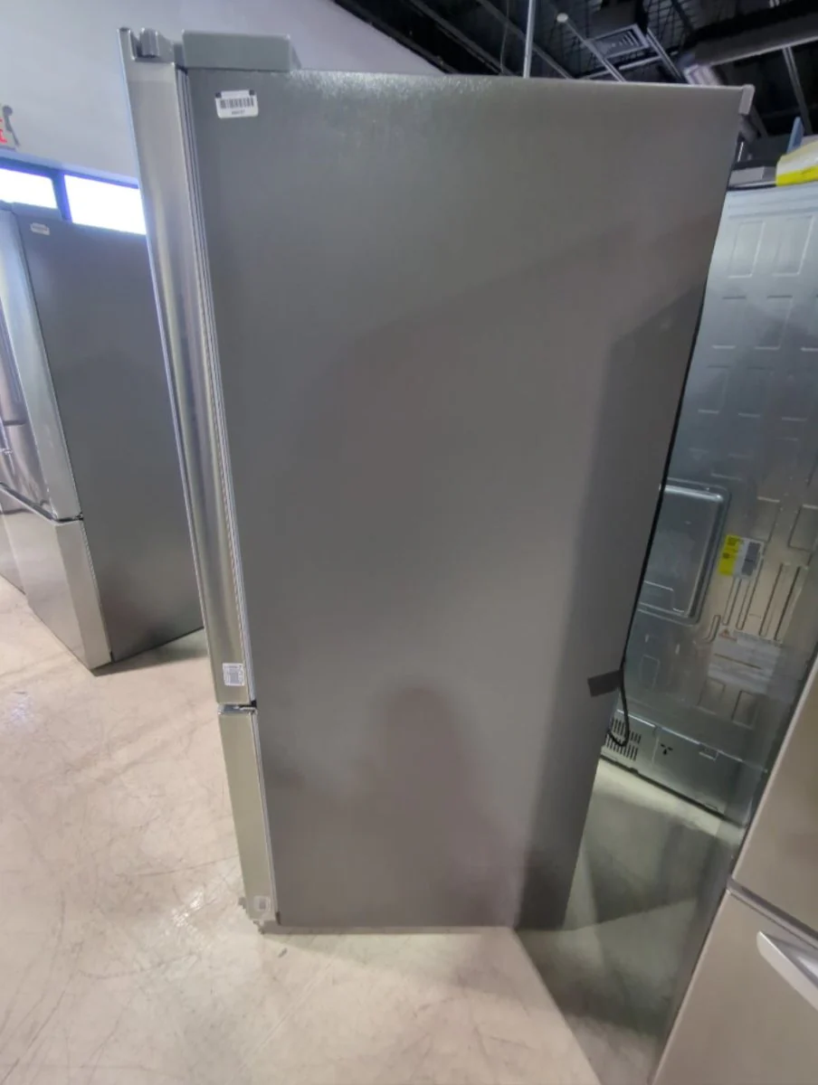 LCFS22EXS - REFRIGERATORS - LG - French 3-Door - Stainless Steel - Open Box - Image 3