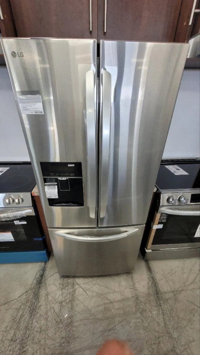 LCFS22EXS - REFRIGERATORS - LG - French 3-Door - Stainless Steel - Open Box - Image 2