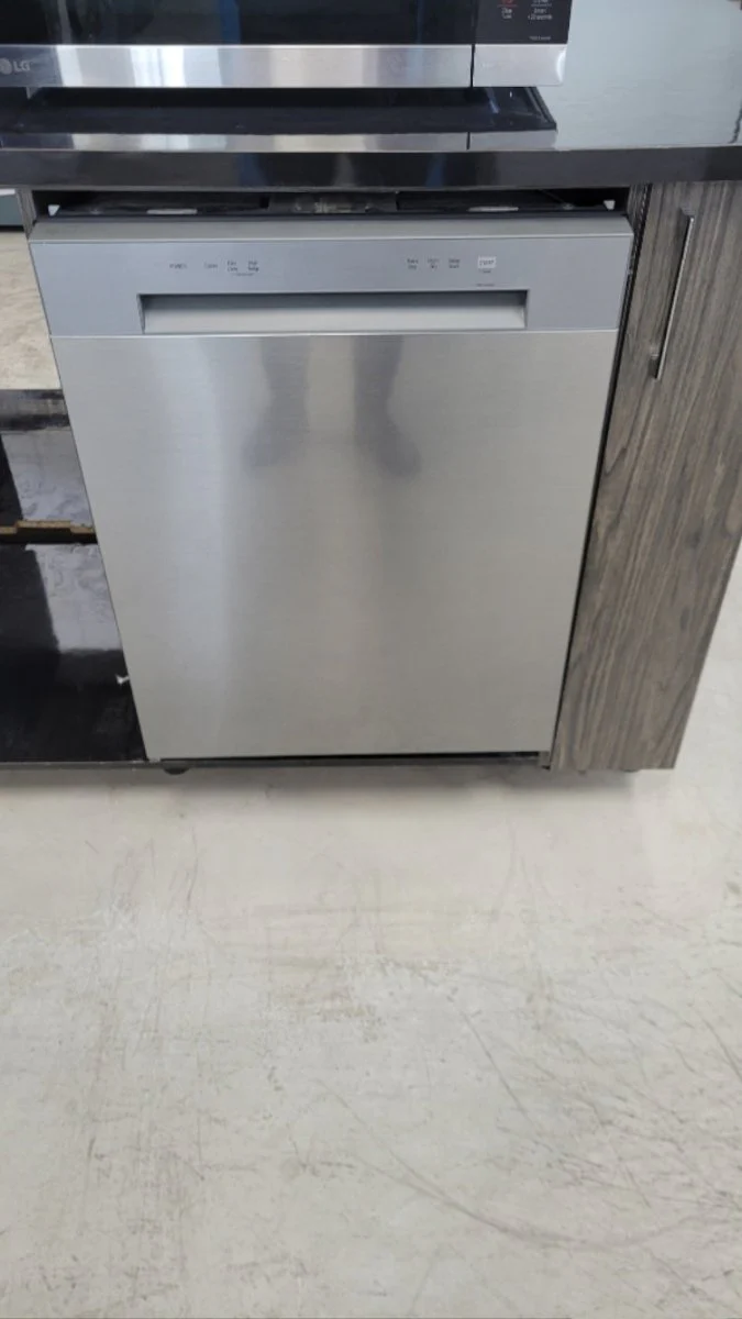 LDFC2423V - DISHWASHERS - LG - Front Controls - Stainless Steel - Open Box - Image 3