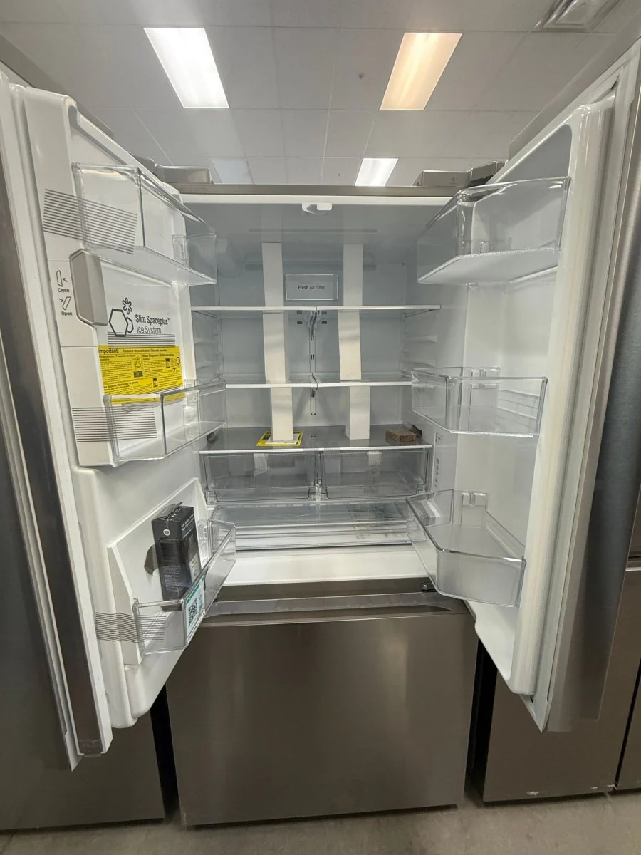 LF20C6330S - REFRIGERATORS - LG - French 3-Door - Stainless Steel - Open Box - Image 3