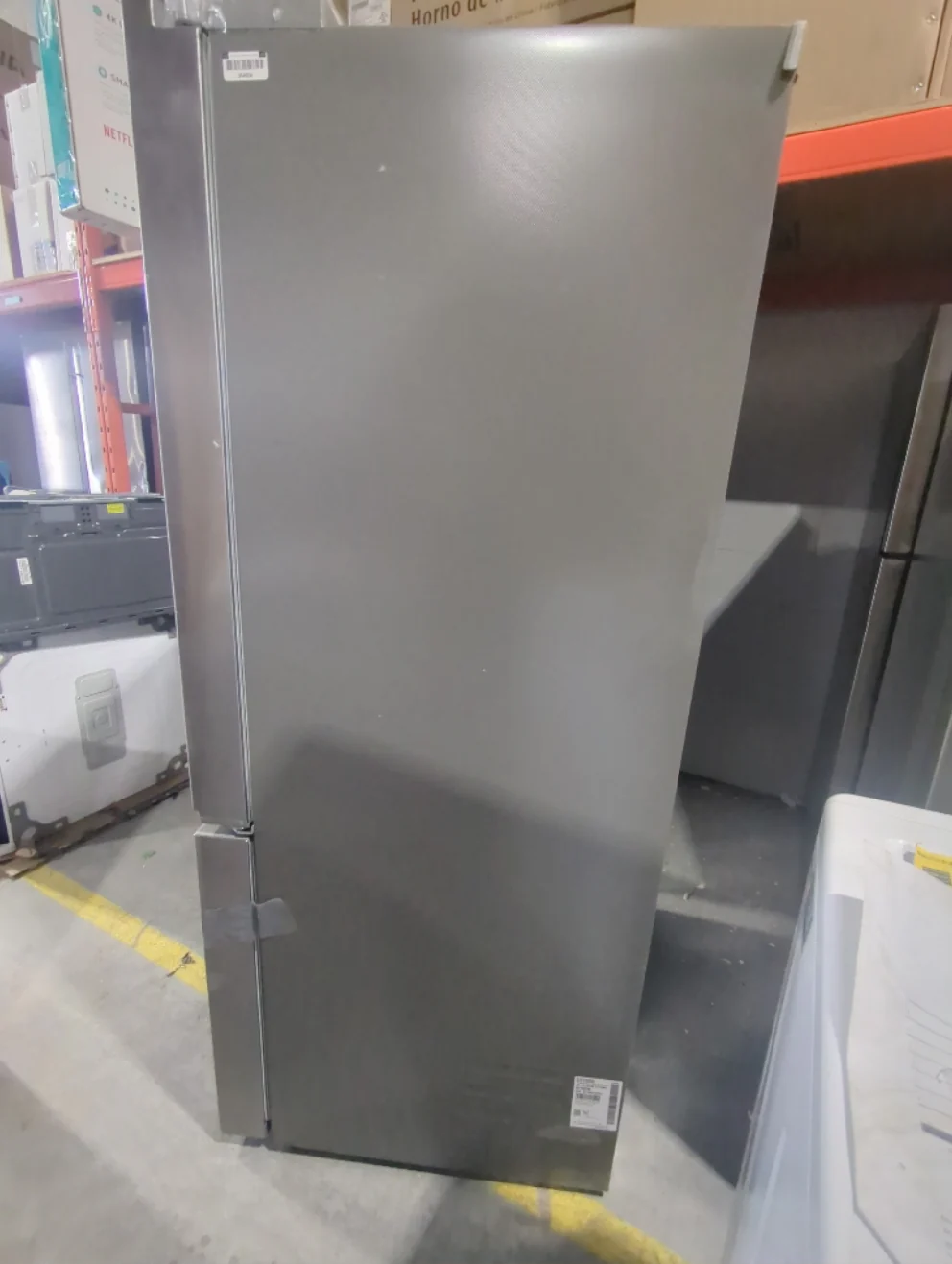 LF21C6200S - REFRIGERATORS - LG - French 3-Door - Stainless Steel - Open Box - Image 3