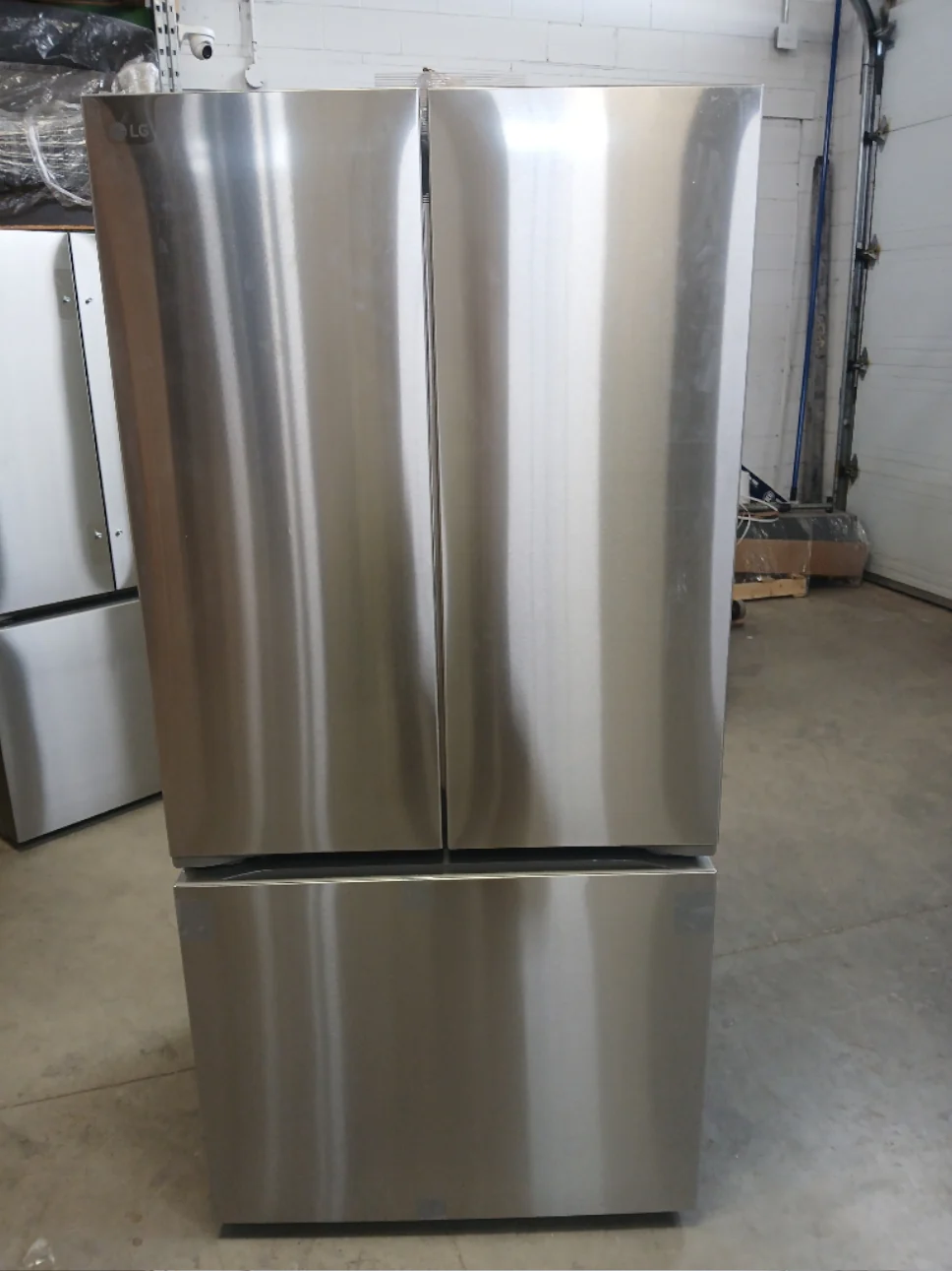 LF21C6200S - REFRIGERATORS - LG - French 3-Door - Stainless Steel - Open Box - Image 2