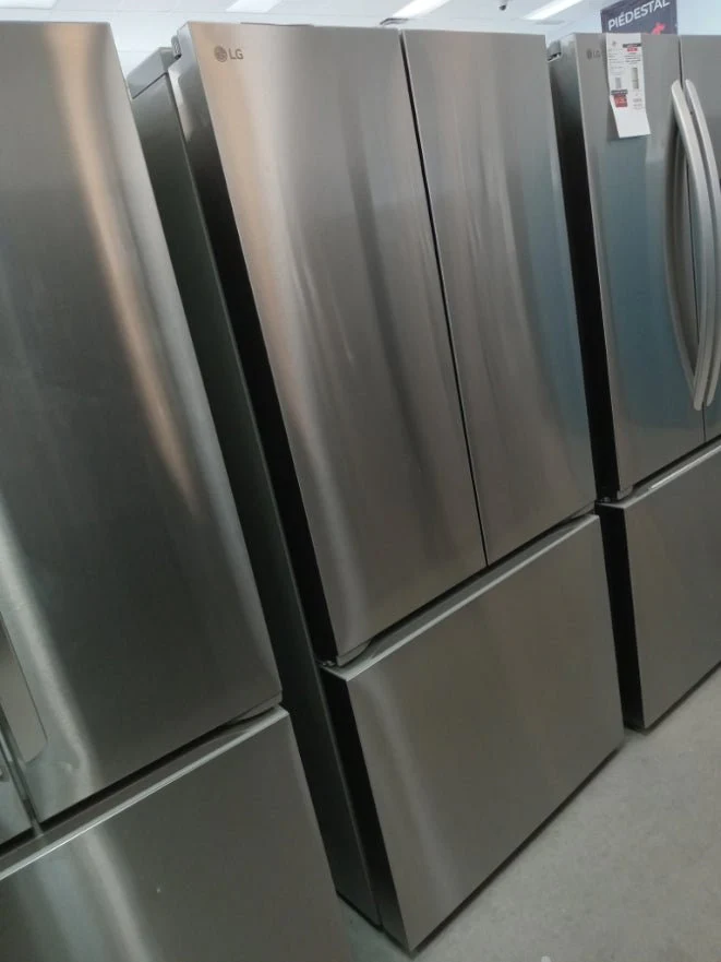 LF21C6200S - REFRIGERATORS - LG - French 3-Door - Stainless Steel - Open Box - Image 2