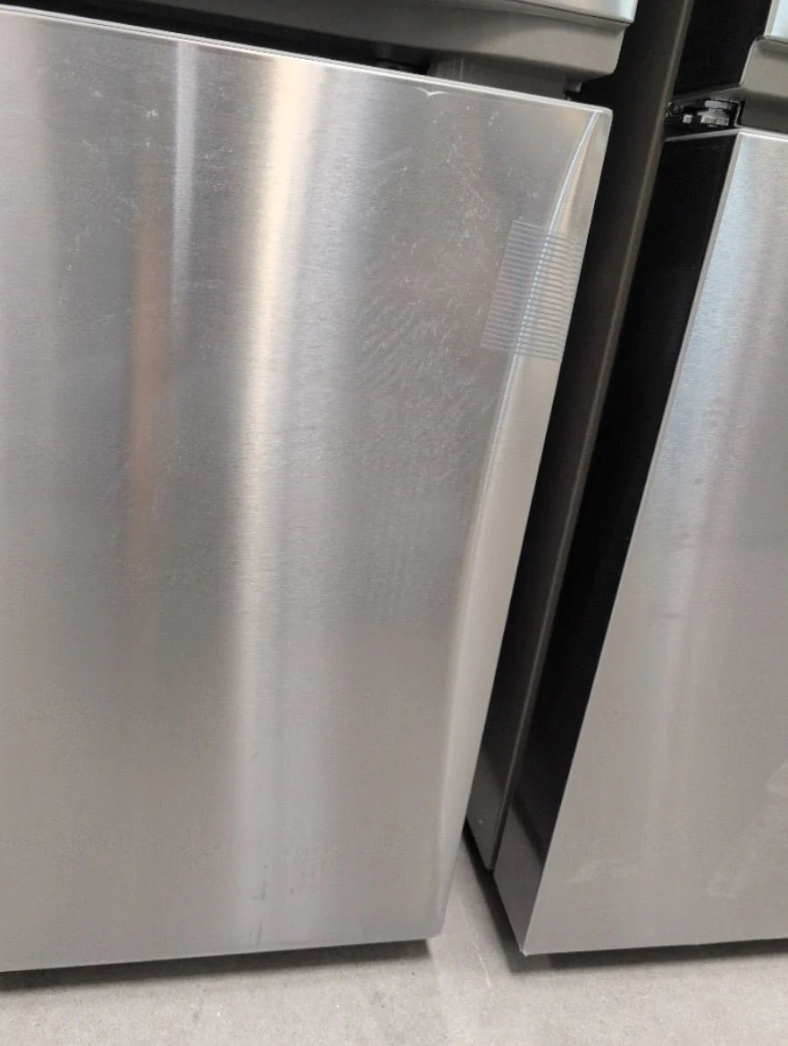 LF21G6200S - REFRIGERATORS - LG - French 3-Door - Stainless Steel - Open Box - Image 3