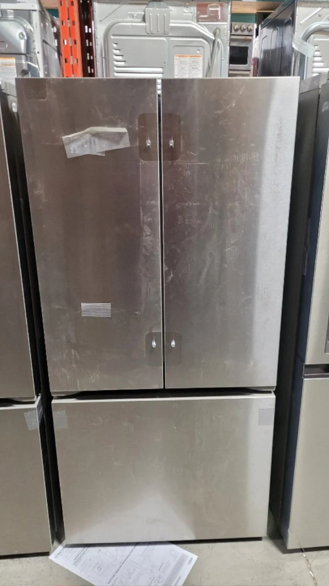 LF21G6200S - REFRIGERATORS - LG - French 3-Door - Stainless Steel - Open Box - Image 3