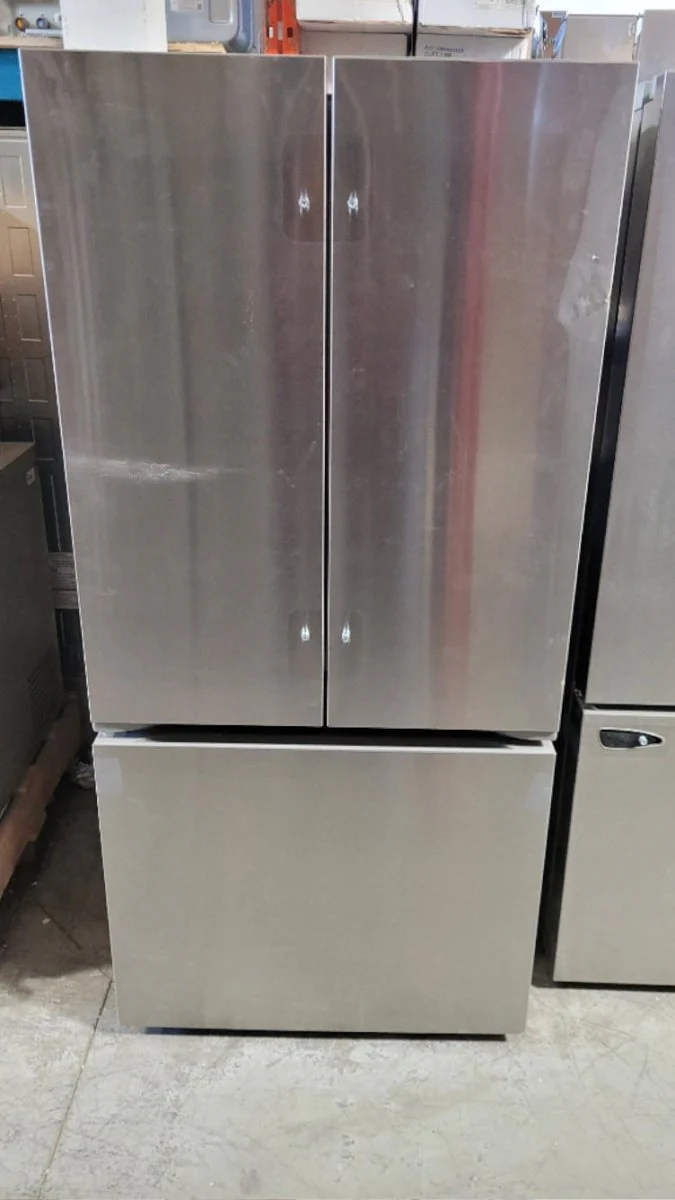 LF21G6200S - REFRIGERATORS - LG - French 3-Door - Stainless Steel - Open Box - Image 2