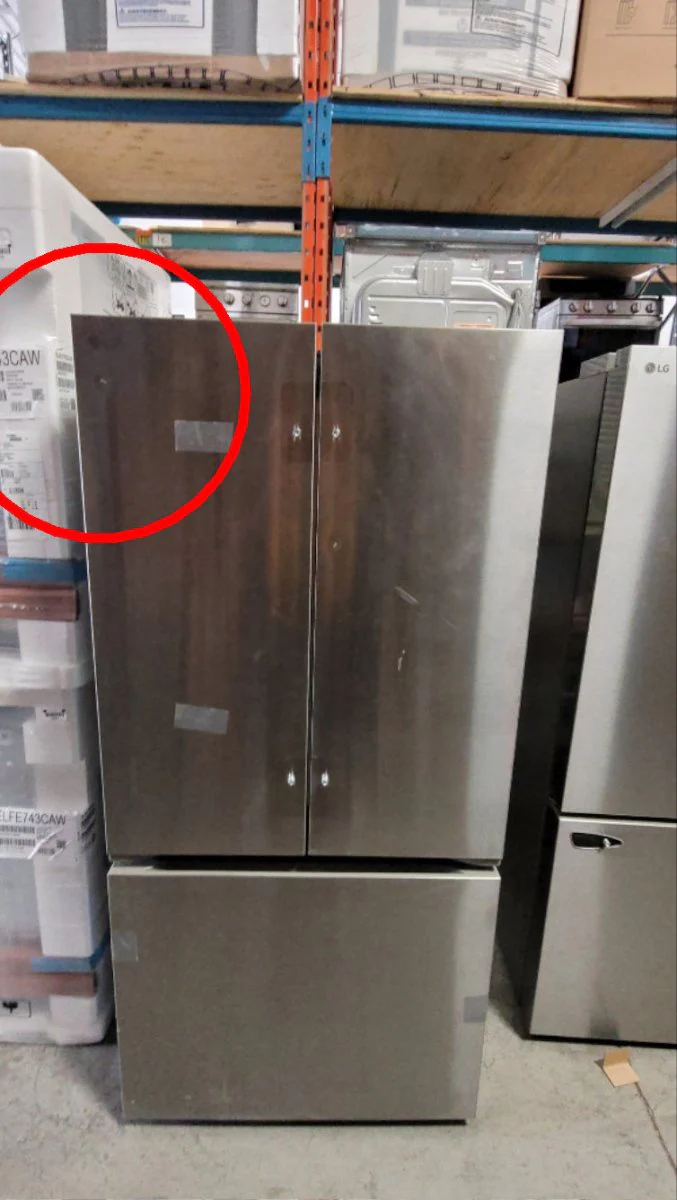 LF21G6200S - REFRIGERATORS - LG - French 3-Door - Stainless Steel - Open Box - Image 4