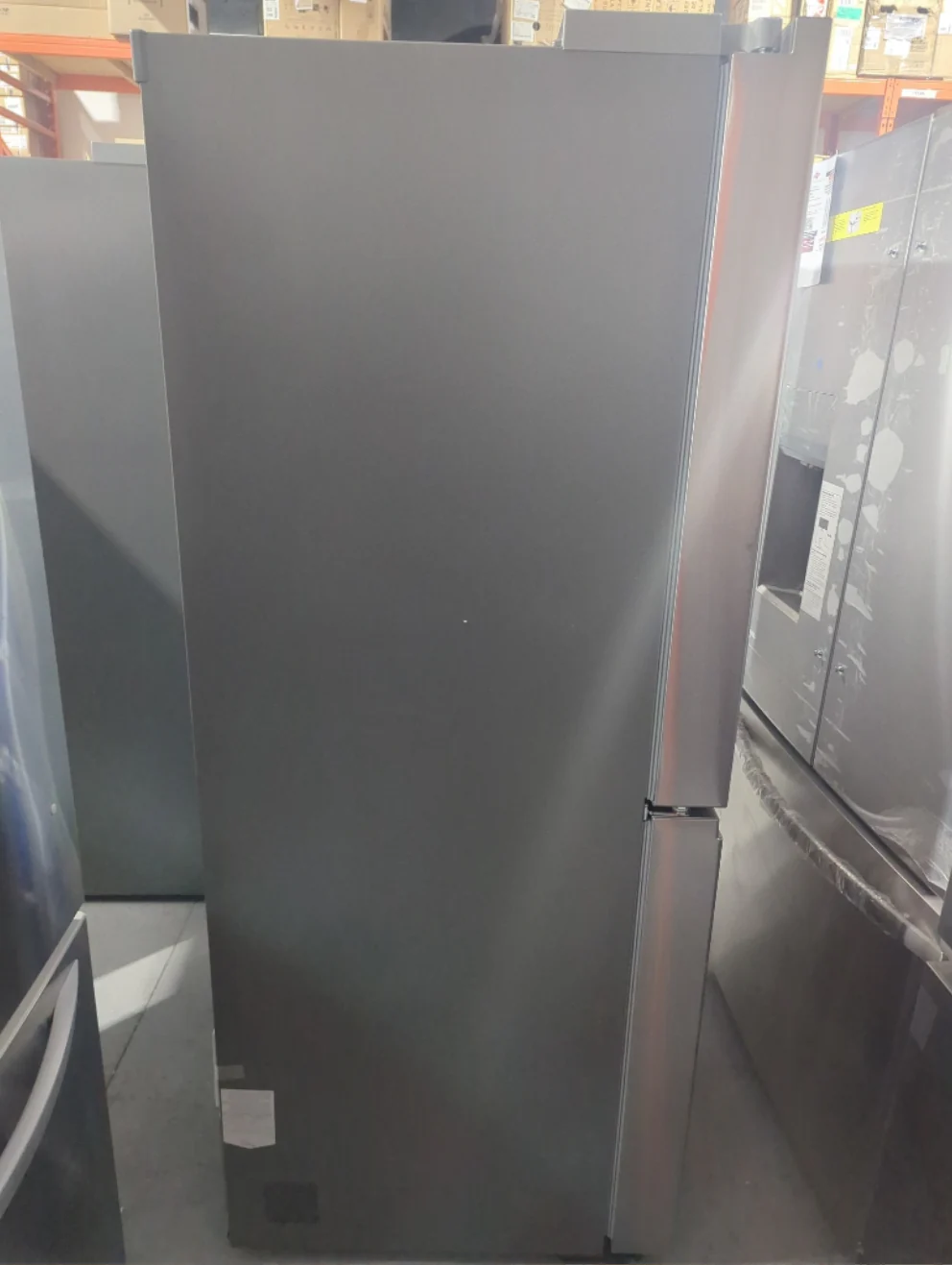 LF24C8200S - REFRIGERATORS - LG - French 4-Door - Stainless Steel - Open Box - Image 3