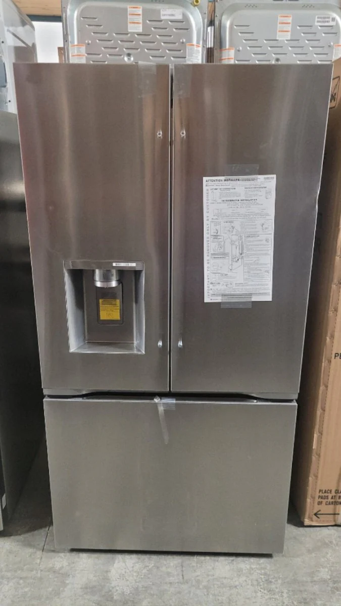 LF24Z6530S - REFRIGERATORS - LG - French 3-Door - Stainless Steel - Open Box - Image 4