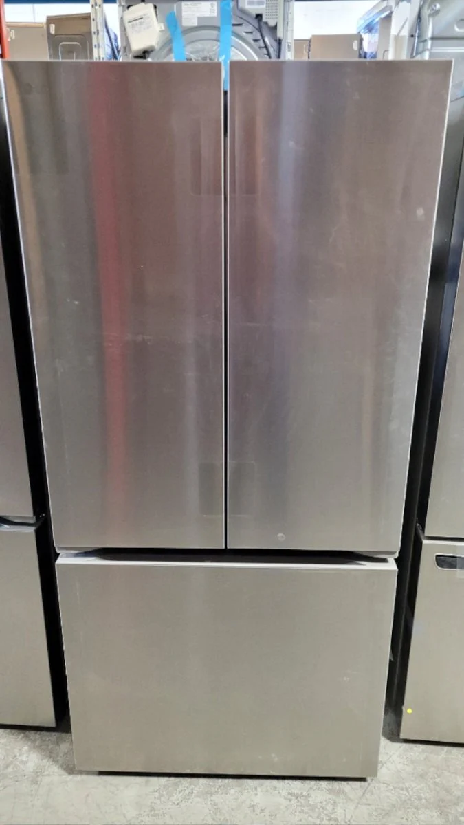 LF25S6200S - REFRIGERATORS - LG - French 3-Door - Stainless Steel - Open Box - Image 2