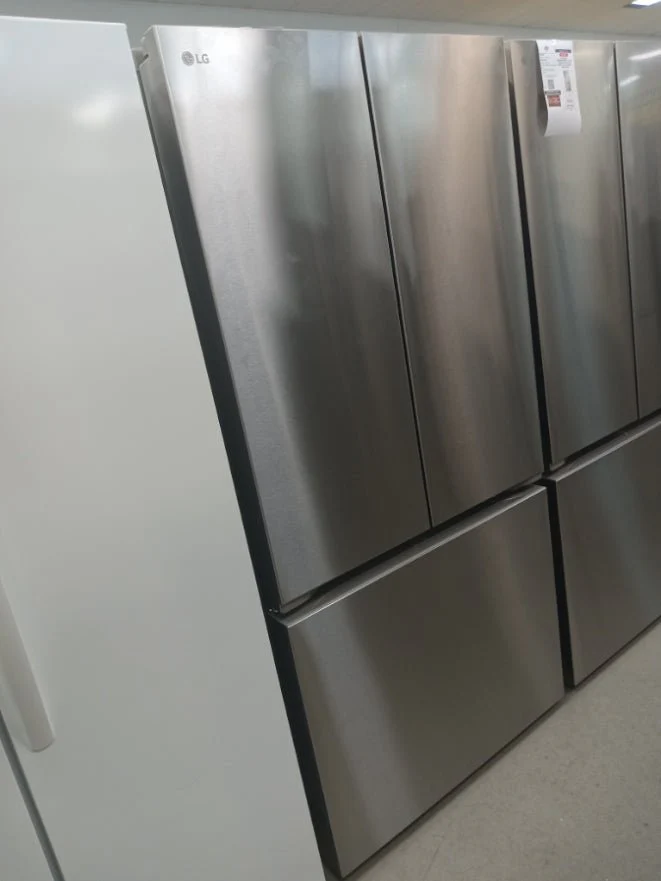 LF25S6200S - REFRIGERATORS - LG - French 3-Door - Stainless Steel - Open Box - Image 2