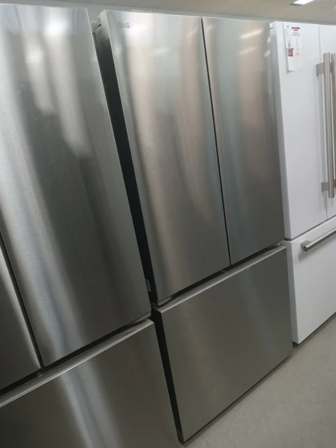 LF25S6200S - REFRIGERATORS - LG - French 3-Door - Stainless Steel - Open Box - Image 4