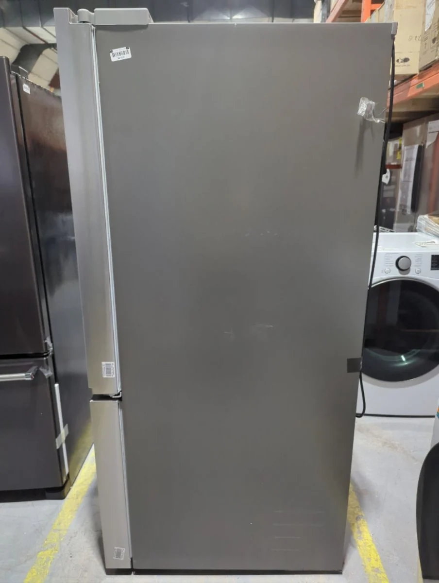 LF25S6200S - REFRIGERATORS - LG - French 3-Door - Stainless Steel - Open Box - Image 4