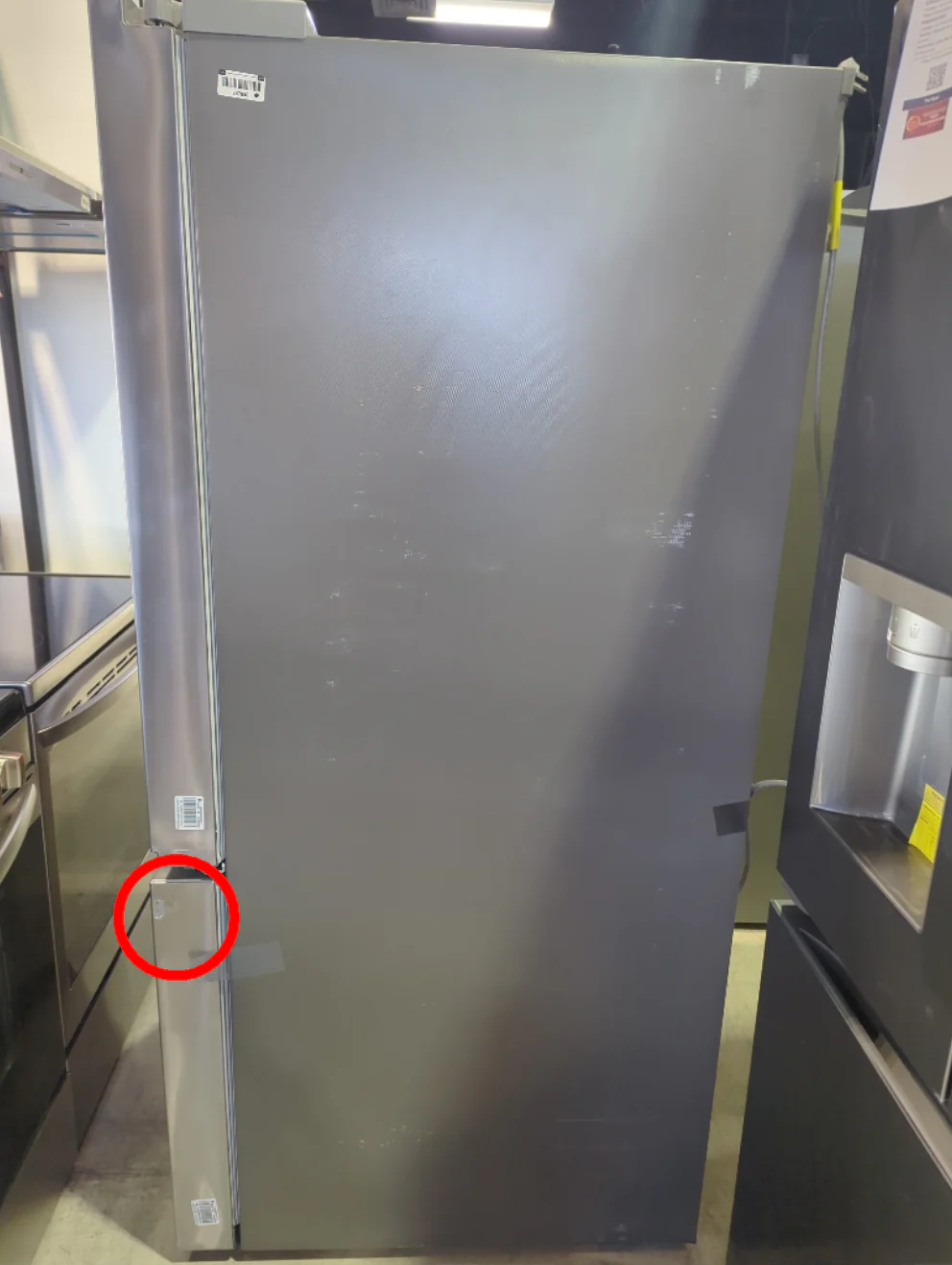 LF25S6200S - REFRIGERATORS - LG - French 3-Door - Stainless Steel - Open Box - Image 4