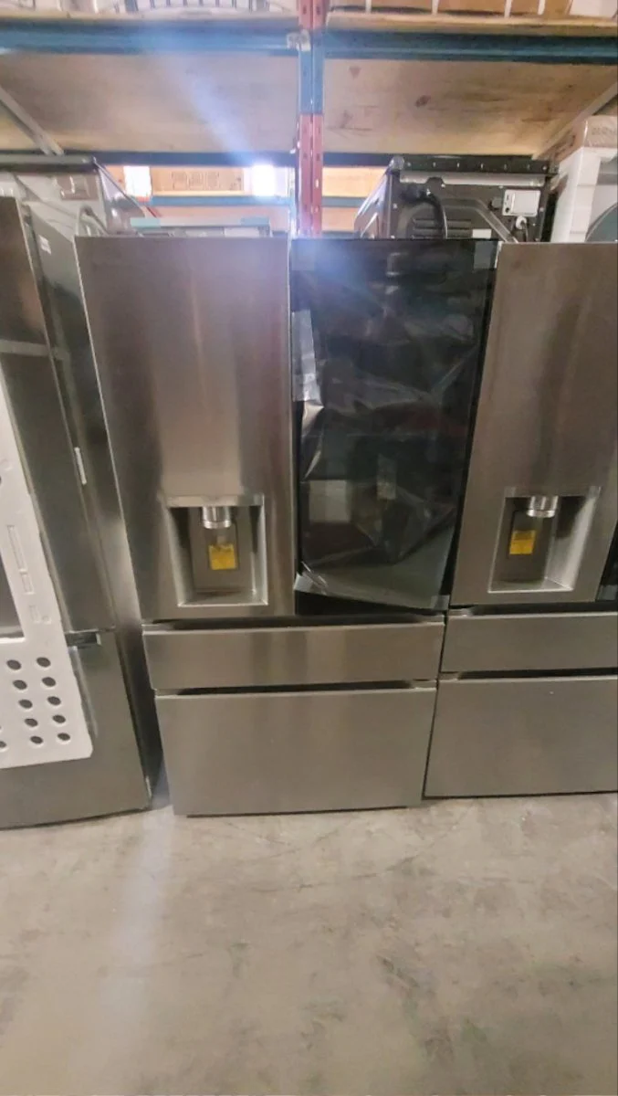 LF29S8365S - REFRIGERATORS - LG - French 4-Door - Stainless Steel - Open Box - Image 2