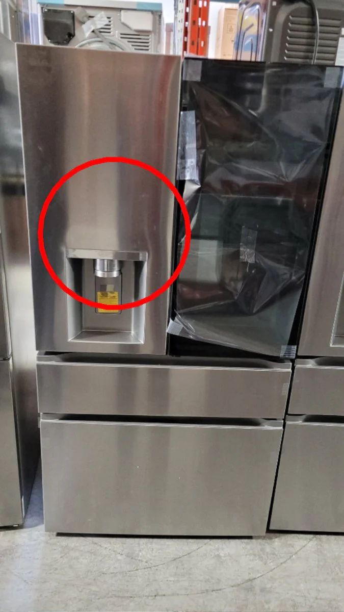 LF29S8365S - REFRIGERATORS - LG - French 4-Door - Stainless Steel - Open Box - Image 3