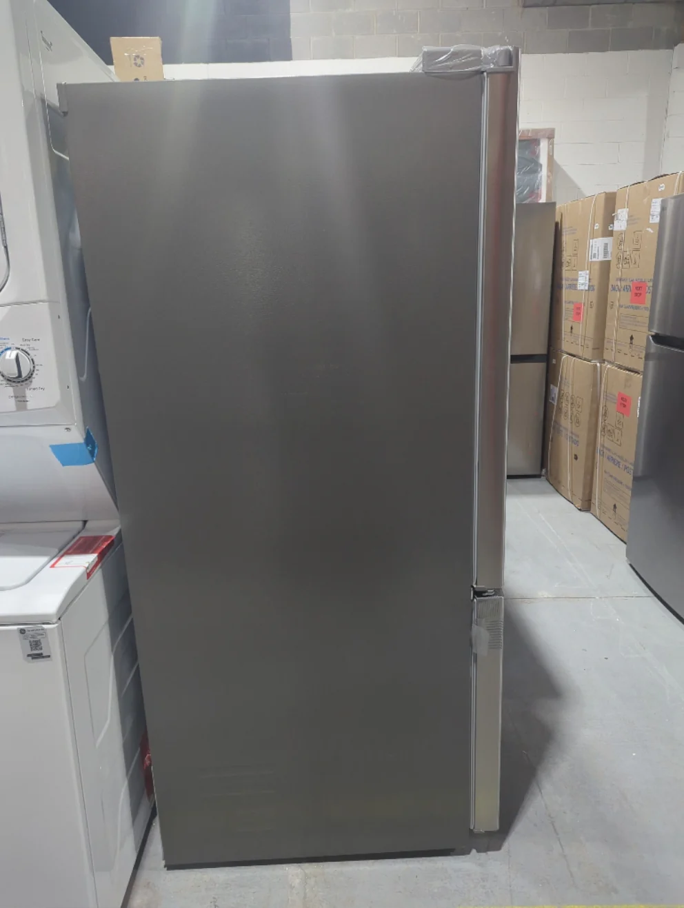 LF29T6000S - REFRIGERATORS - LG - French 3-Door - Stainless Steel - Open Box - Image 4