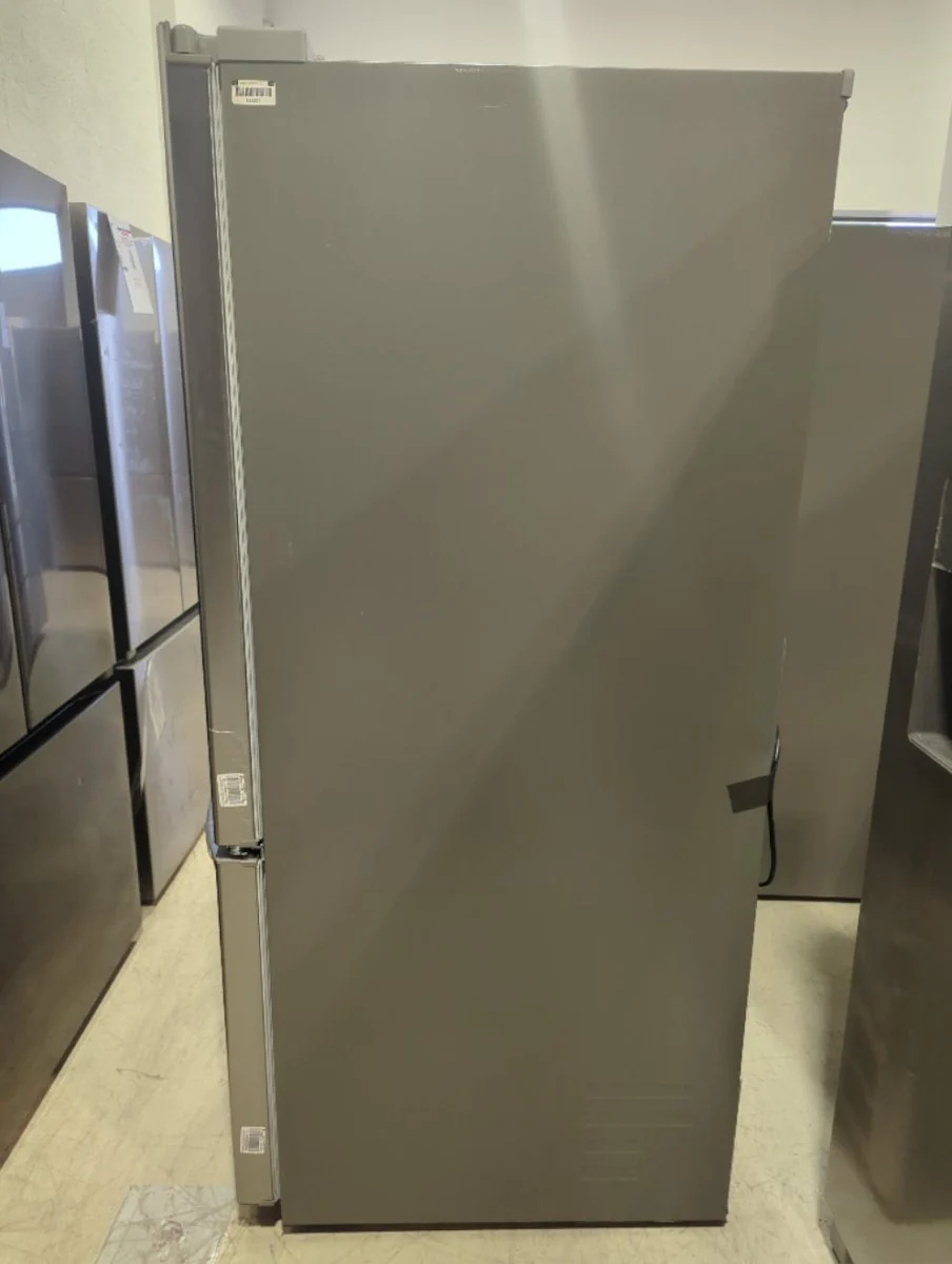 LF29T6000S - REFRIGERATORS - LG - French 3-Door - Stainless Steel - Open Box - Image 3
