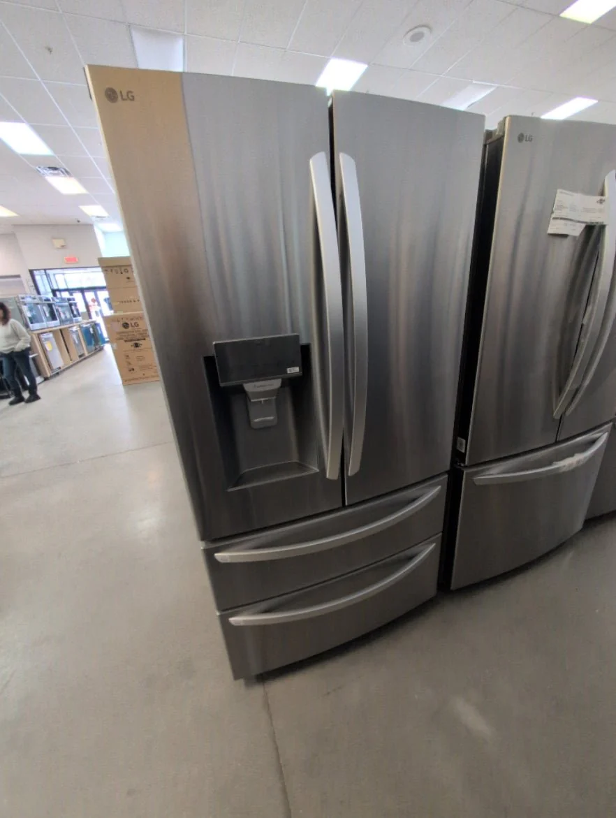 LMXS28626S - REFRIGERATORS - LG - French 4-Door - Stainless Steel - Open Box - Image 2