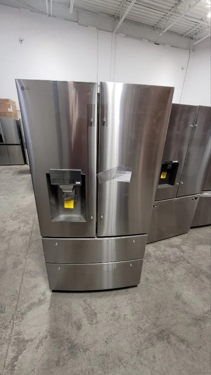 LMXS28626S - REFRIGERATORS - LG - French 4-Door - Stainless Steel - Open Box - Image 2