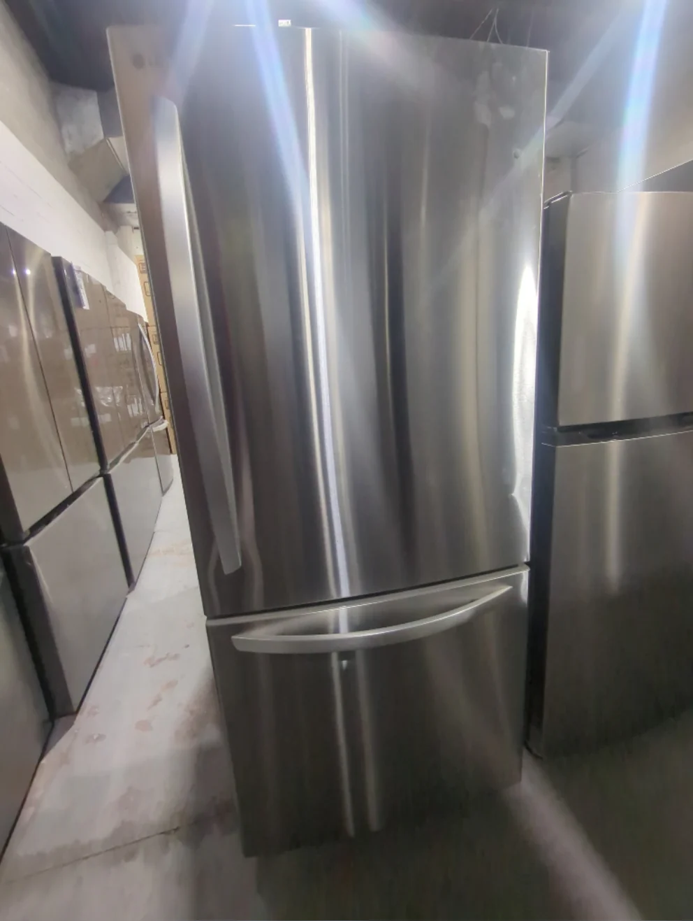LRDNS2200S - REFRIGERATORS - LG - Bottom Freezer - Stainless Steel - Open Box - Image 2