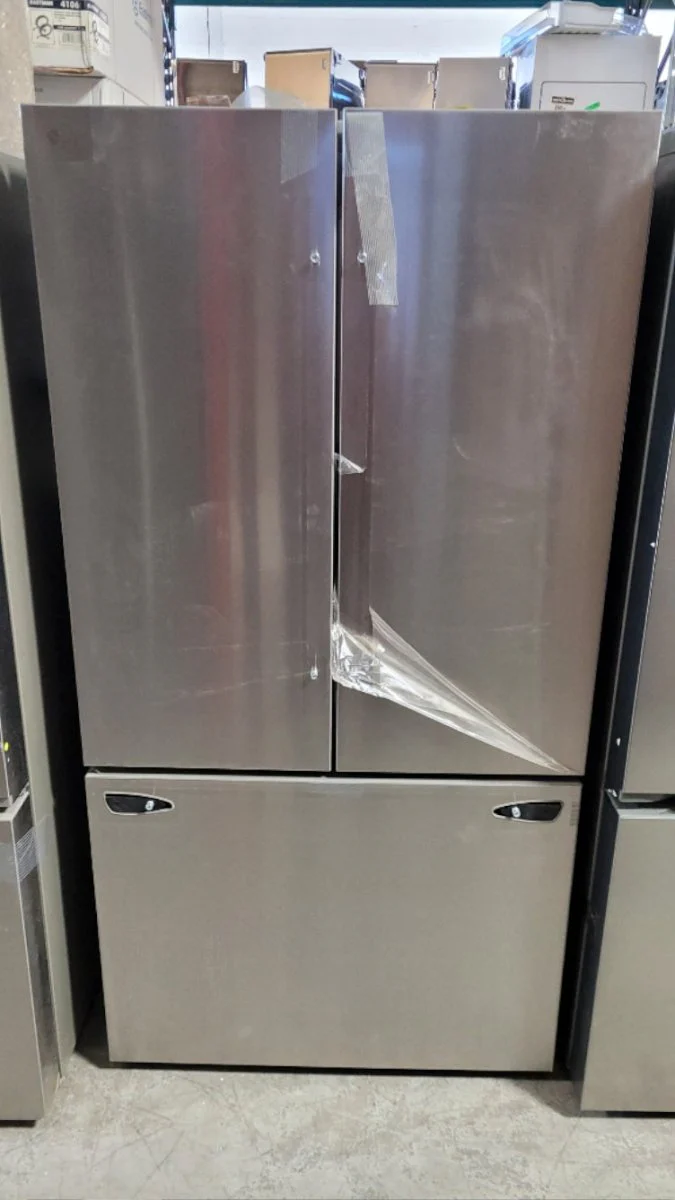 LRFLC2706S - REFRIGERATORS - LG - French 3-Door - Stainless Steel - Open Box - Image 2