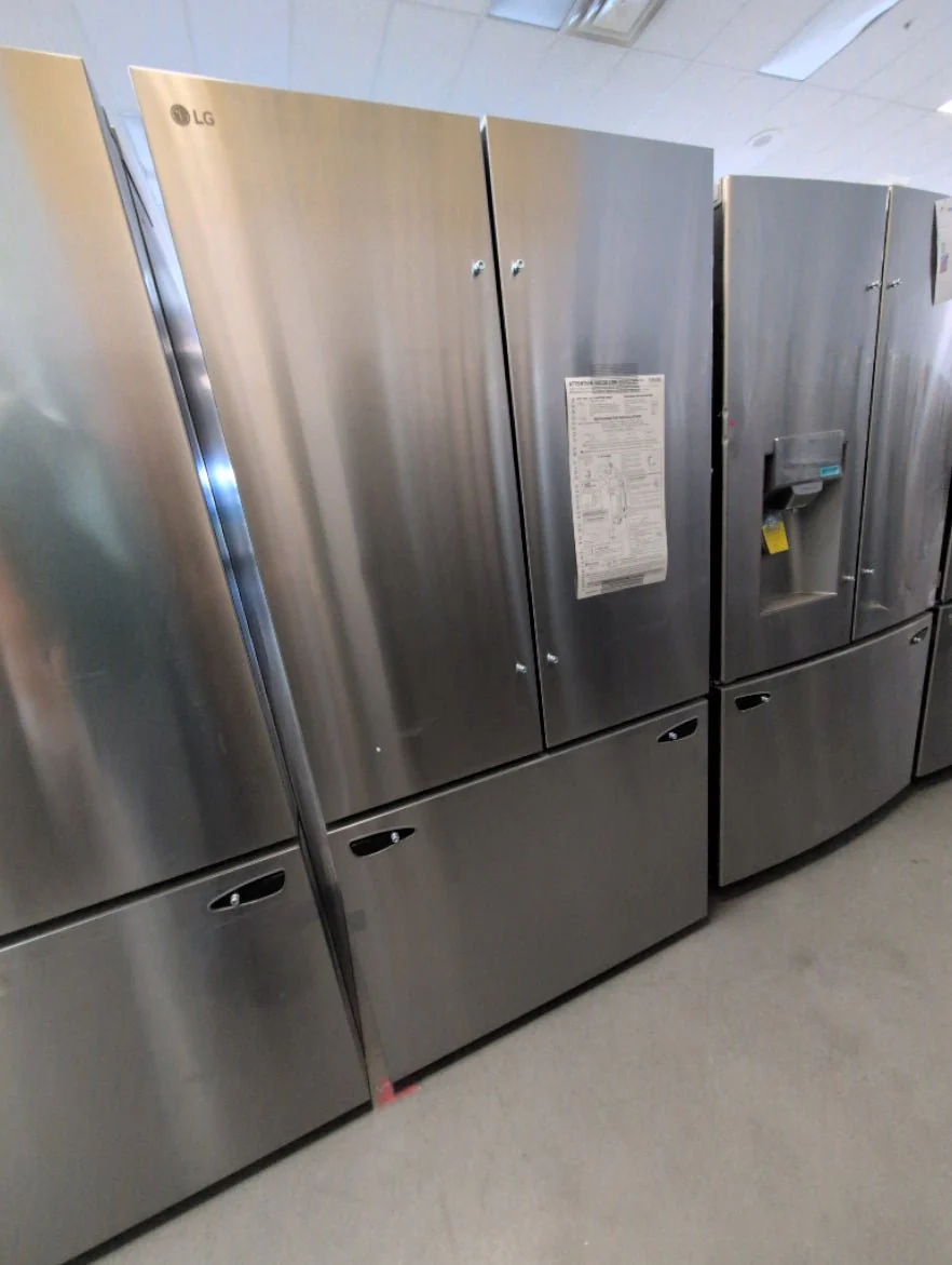 LRFLC2706S - REFRIGERATORS - LG - French 3-Door - Stainless Steel - Open Box - Image 3