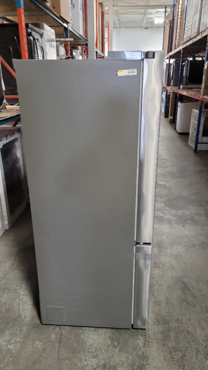 LRFLC2706S - REFRIGERATORS - LG - French 3-Door - Stainless Steel - Open Box - Image 3