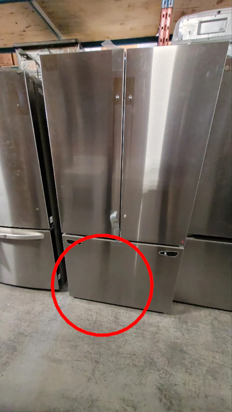 LRFLS3206S - REFRIGERATORS - LG - French 3-Door - Stainless Steel - Open Box - Image 2