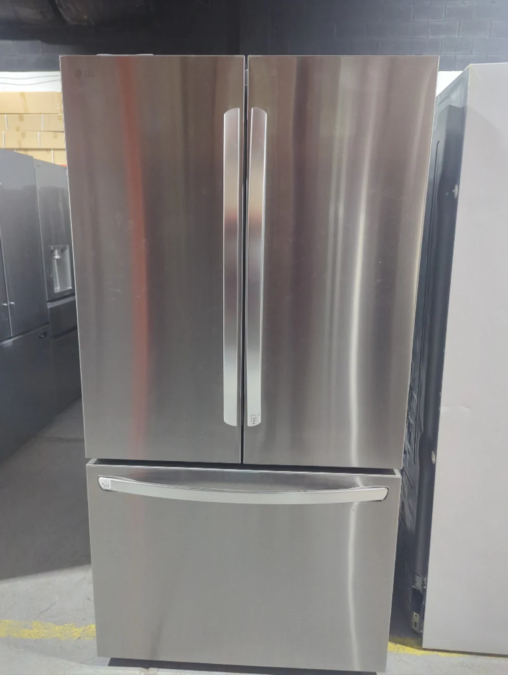 LRFLS3206S - REFRIGERATORS - LG - French 3-Door - Stainless Steel - Open Box - Image 2