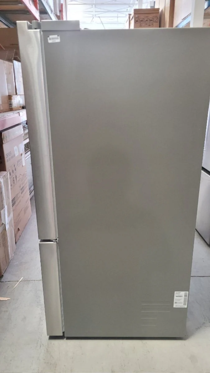 LRFLS3206S - REFRIGERATORS - LG - French 3-Door - Stainless Steel - Open Box - Image 4