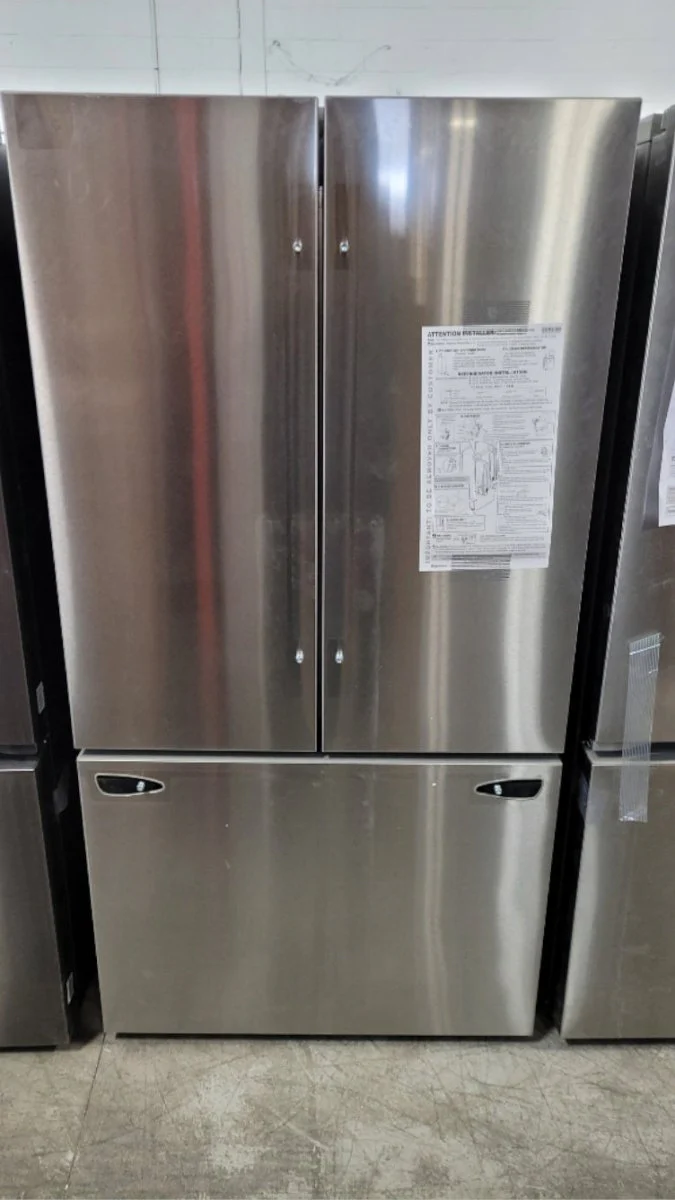 LRFLS3206S - REFRIGERATORS - LG - French 3-Door - Stainless Steel - Open Box - Image 2