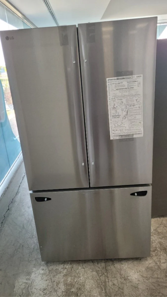 LRFLS3206S - REFRIGERATORS - LG - French 3-Door - Stainless Steel - Open Box - Image 2
