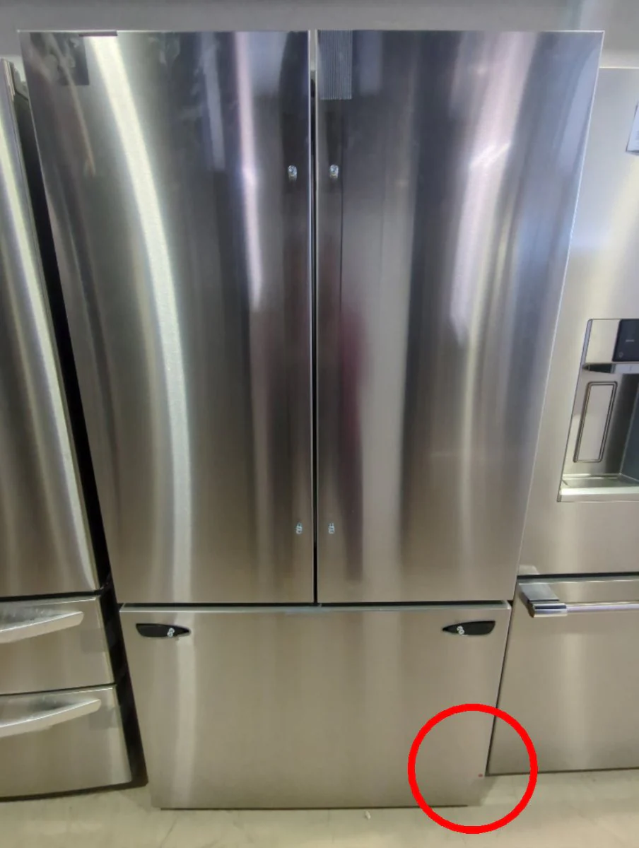 LRFLS3206S - REFRIGERATORS - LG - French 3-Door - Stainless Steel - Open Box - Image 2