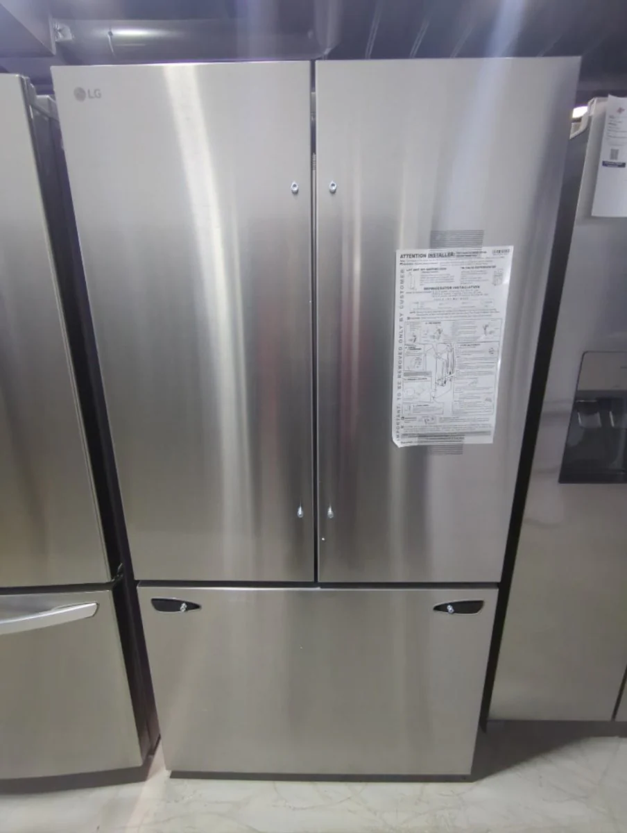 LRFLS3206S - REFRIGERATORS - LG - French 3-Door - Stainless Steel - Open Box - Image 2