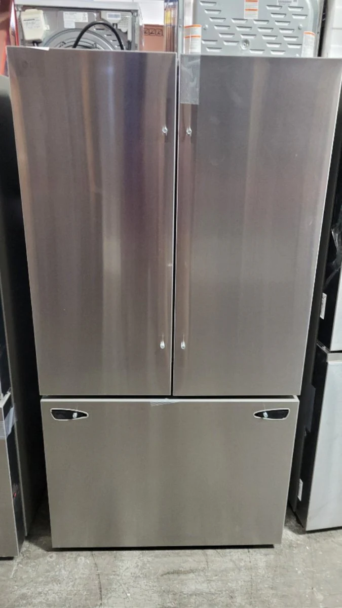 LRFLS3206S - REFRIGERATORS - LG - French 3-Door - Stainless Steel - Open Box - Image 2