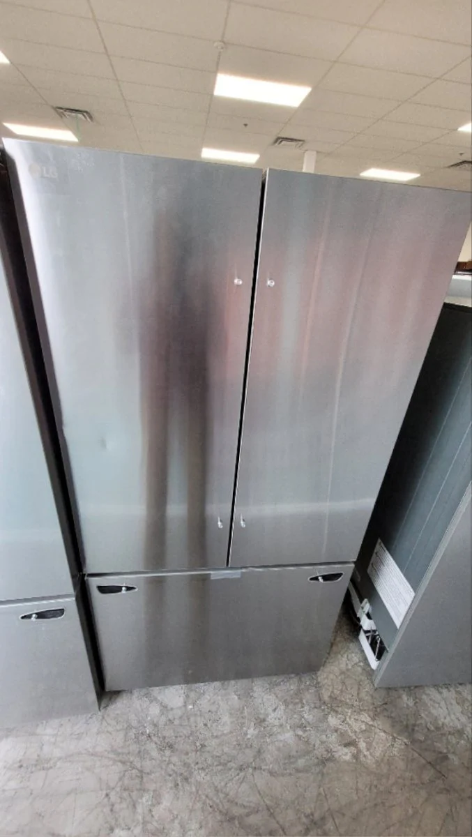 LRFLS3206S - REFRIGERATORS - LG - French 3-Door - Stainless Steel - Open Box - Image 2