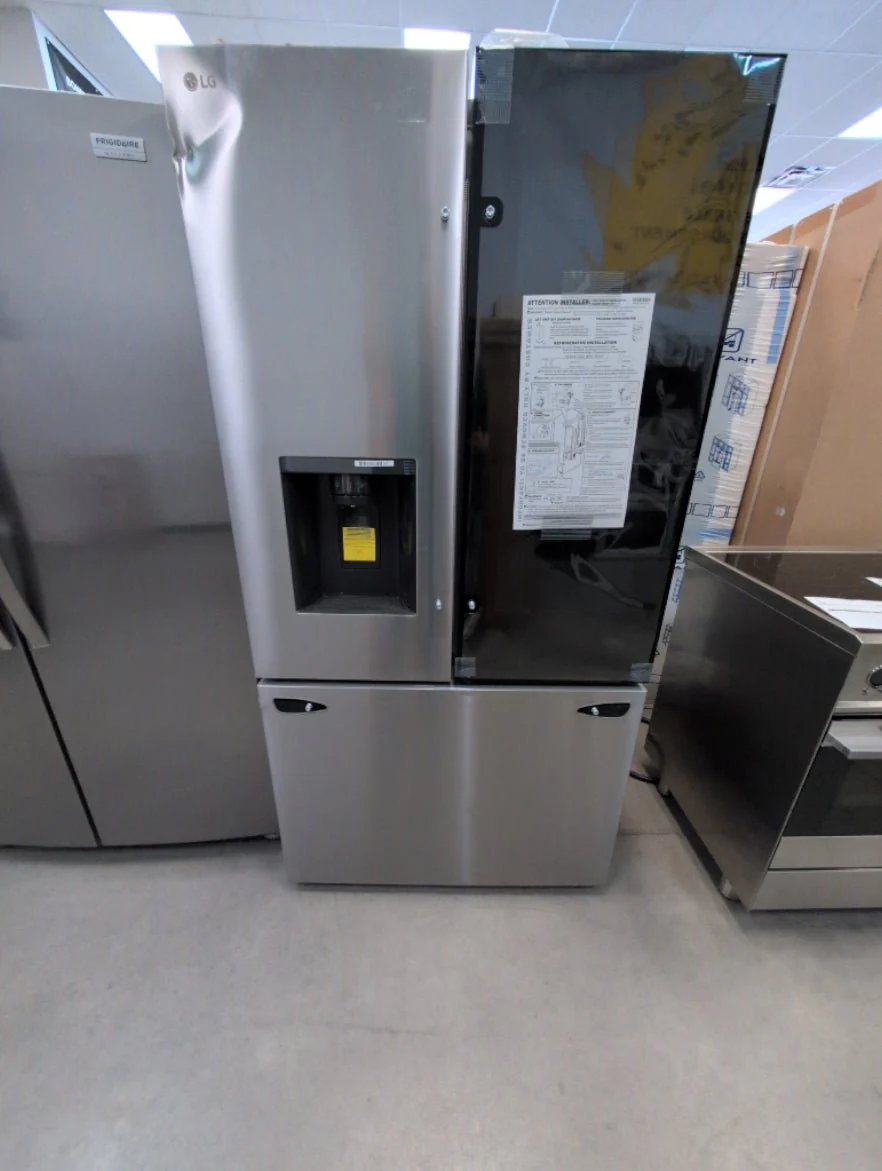 LRFOC2606S - REFRIGERATORS - LG - French 3-Door - Stainless Steel - Open Box - Image 3