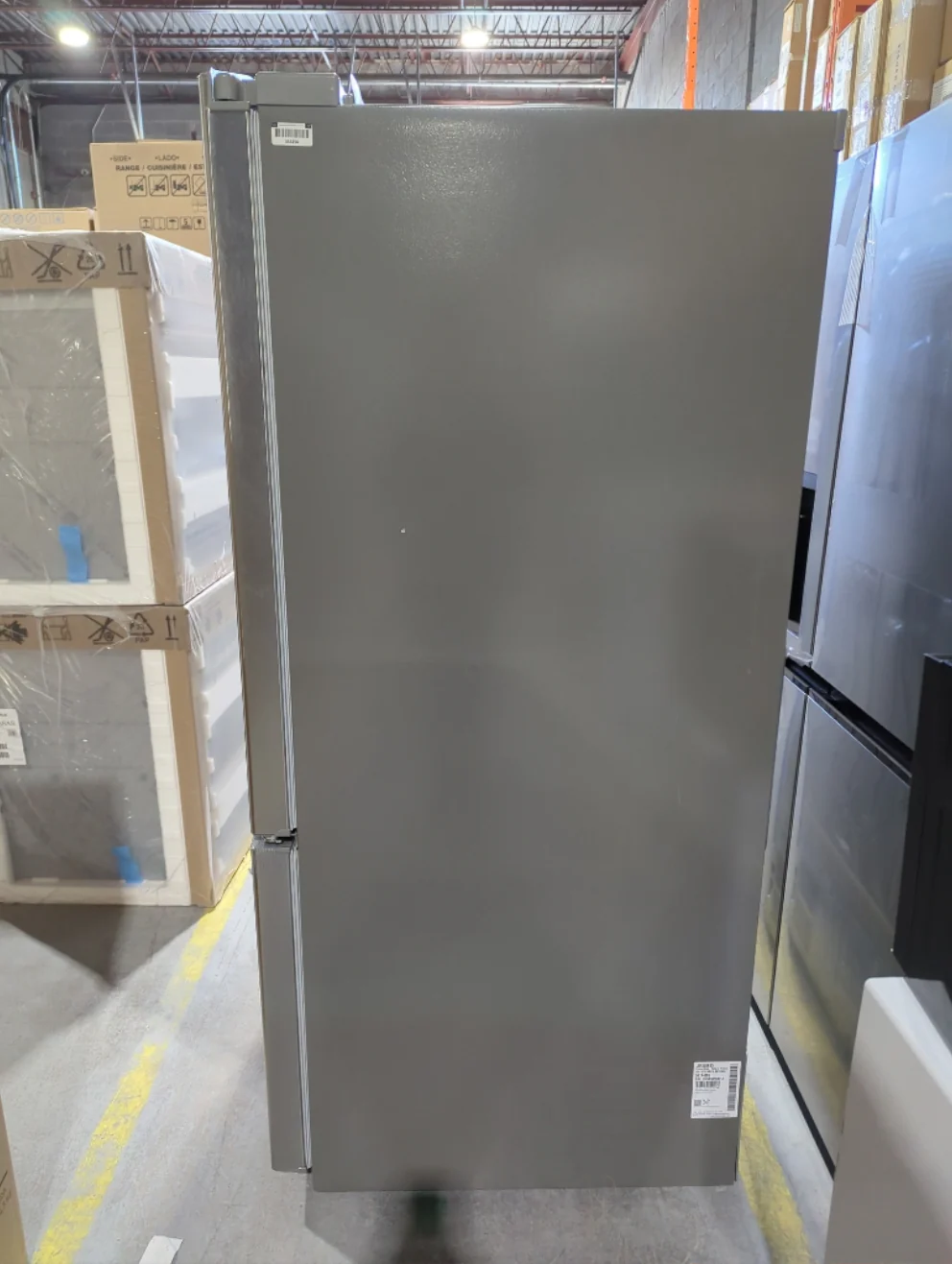 LRFS28XBS - REFRIGERATORS - LG - French 3-Door - Stainless Steel - Open Box - Image 4