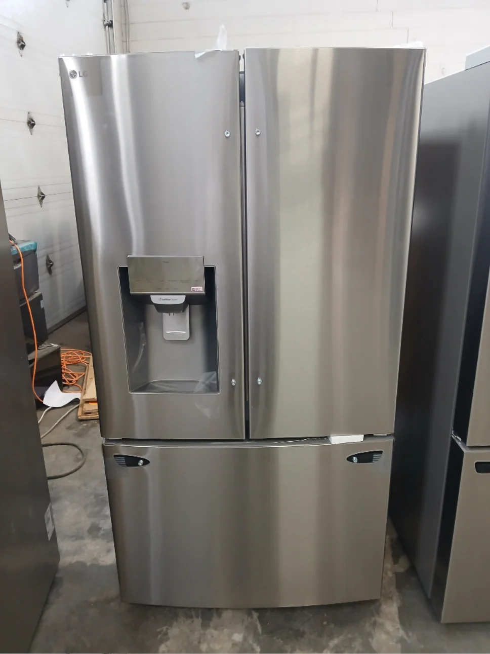 LRFS28XBS - REFRIGERATORS - LG - French 3-Door - Stainless Steel - Open Box - Image 3