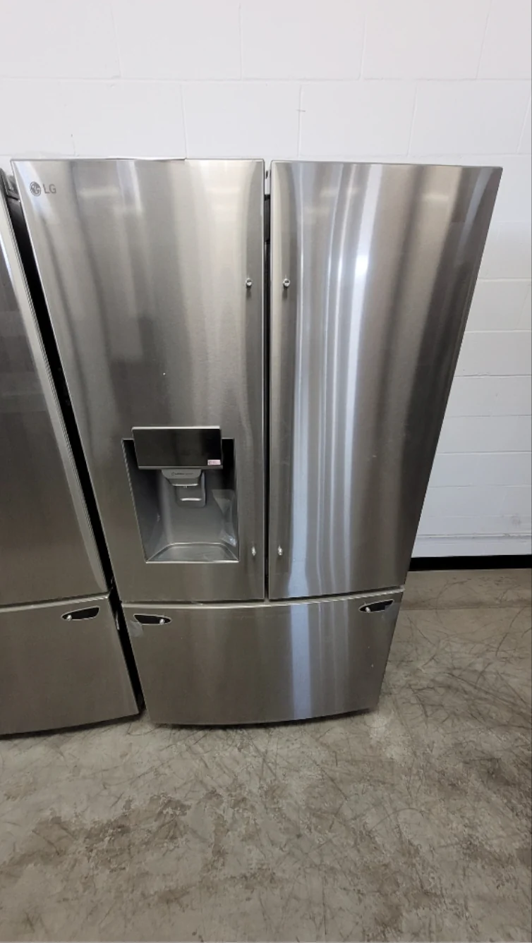 LRFS28XBS - REFRIGERATORS - LG - French 3-Door - Stainless Steel - Open Box - Image 2