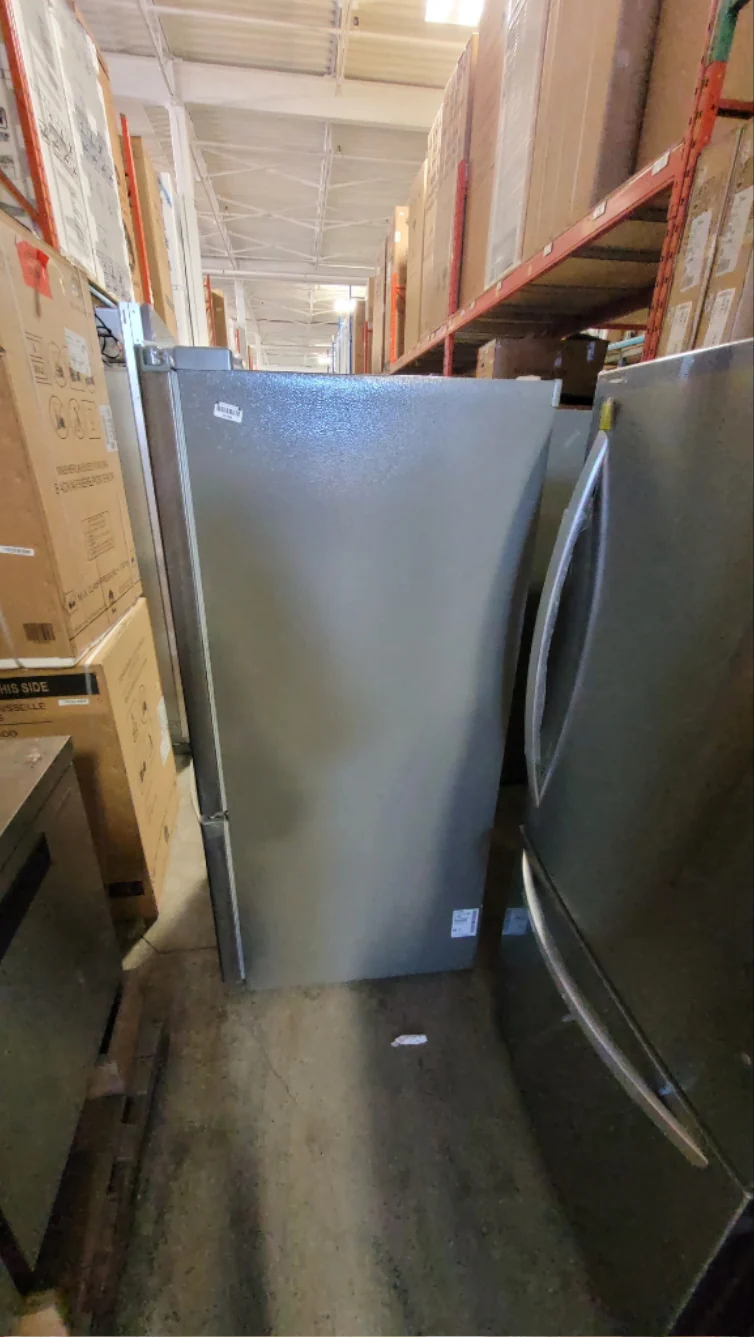 LRFS28XBS - REFRIGERATORS - LG - French 3-Door - Stainless Steel - Open Box - Image 3