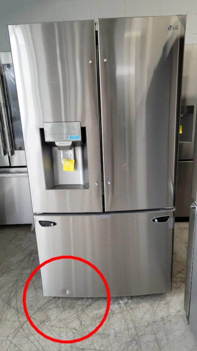 LRFS28XBS - REFRIGERATORS - LG - French 3-Door - Stainless Steel - Open Box - Image 3