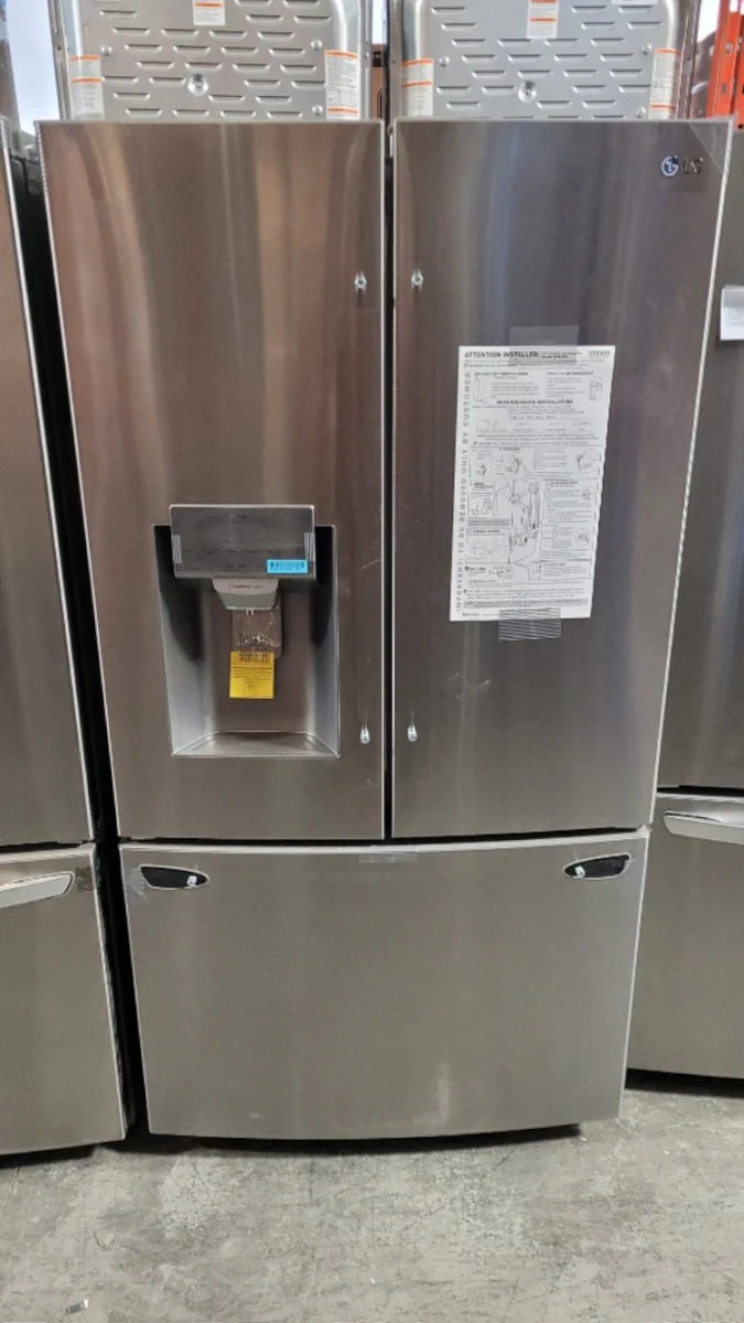 LRFS28XBS - REFRIGERATORS - LG - French 3-Door - Stainless Steel - Open Box - Image 3
