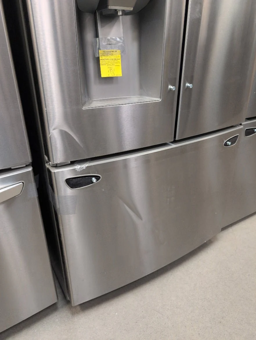 LRFS28XBS - REFRIGERATORS - LG - French 3-Door - Stainless Steel - Open Box - Image 2