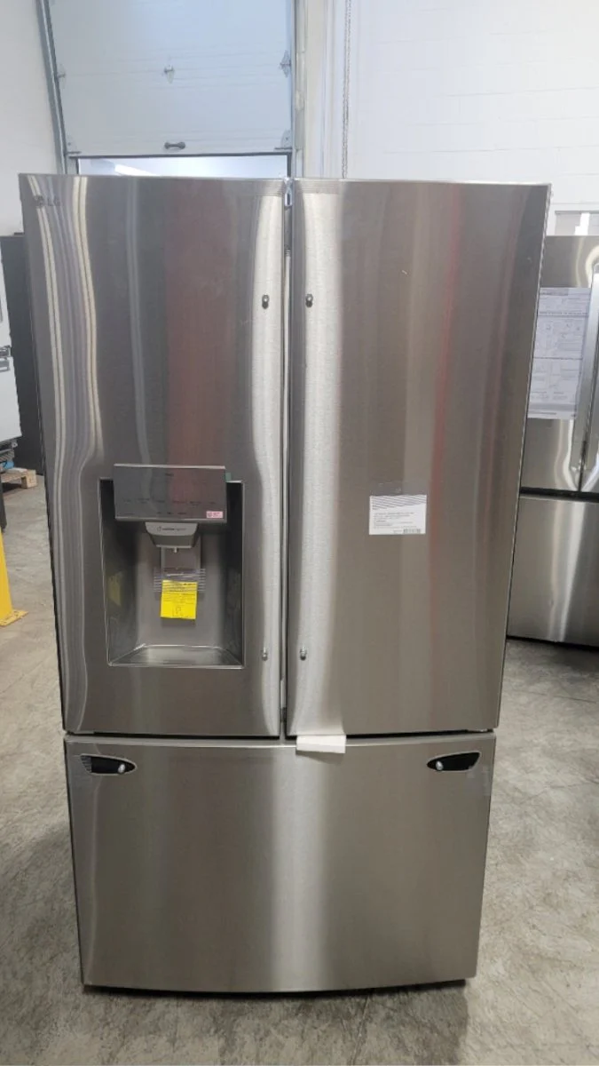 LRFS28XBS - REFRIGERATORS - LG - French 3-Door - Stainless Steel - Open Box - Image 2