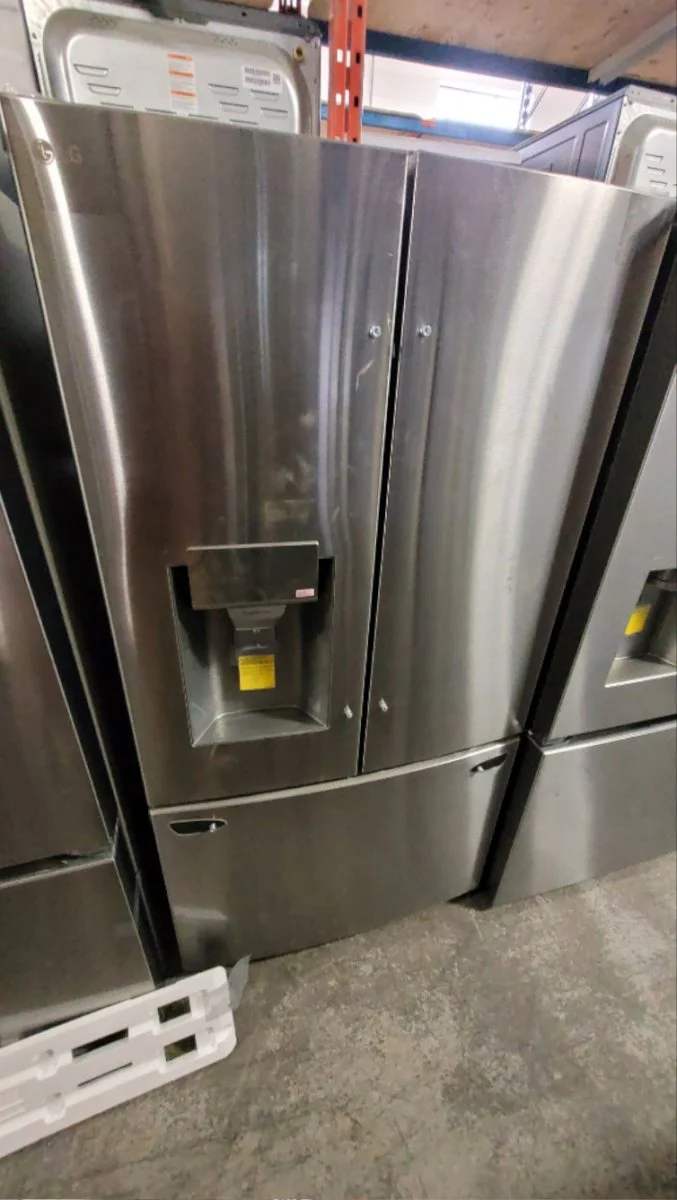 LRFS28XBS - REFRIGERATORS - LG - French 3-Door - Stainless Steel - Open Box - Image 2