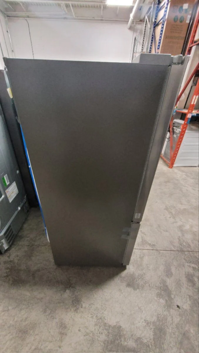 LRFWS2200S - REFRIGERATORS - LG - French 3-Door - Stainless Steel - Open Box - Image 3